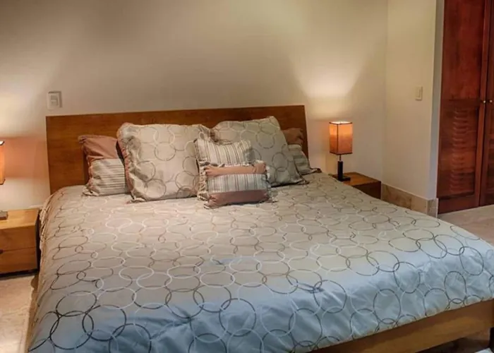 Appart hôtel Beachfront, Sunset, & Ocean Views With Elevator 4*